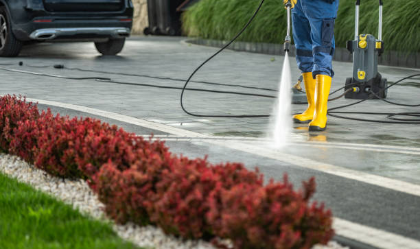 Professional Pressure Washing Services in Iowa City, IA